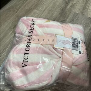 Victoria's Secret Pink and White Striped Robe